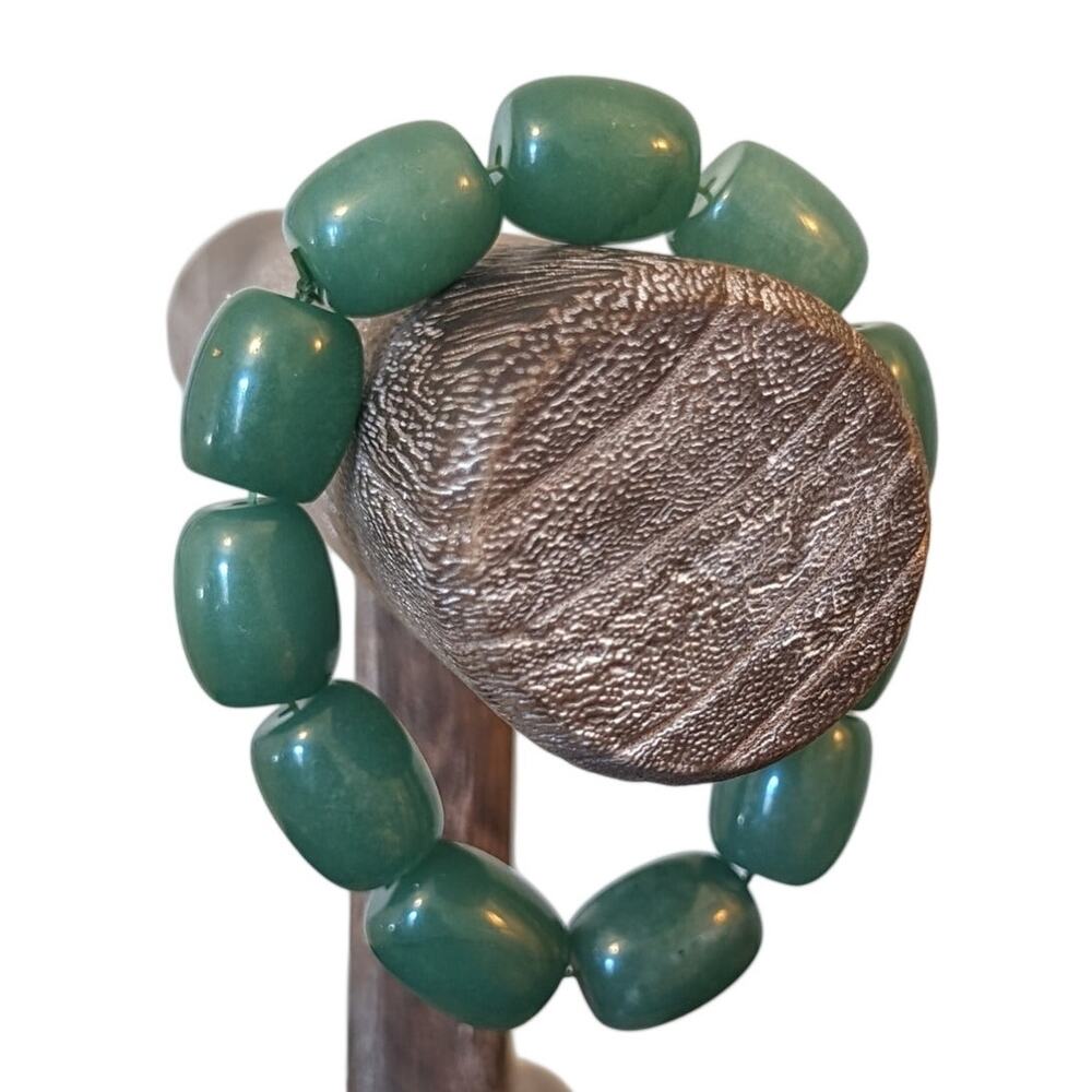 Icy Cold Green Stone Bead Stretch Bracelet